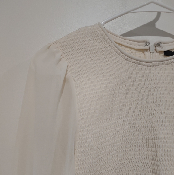 Quince long sleeved cream blouse, zippered back, sheer sleeves - M - Picture 3 of 12